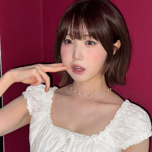 Imagem da galeria de Hitomi