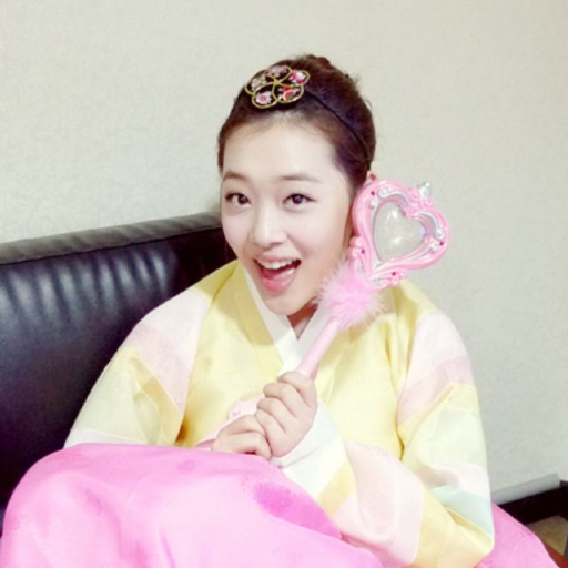 Sulli gallery image