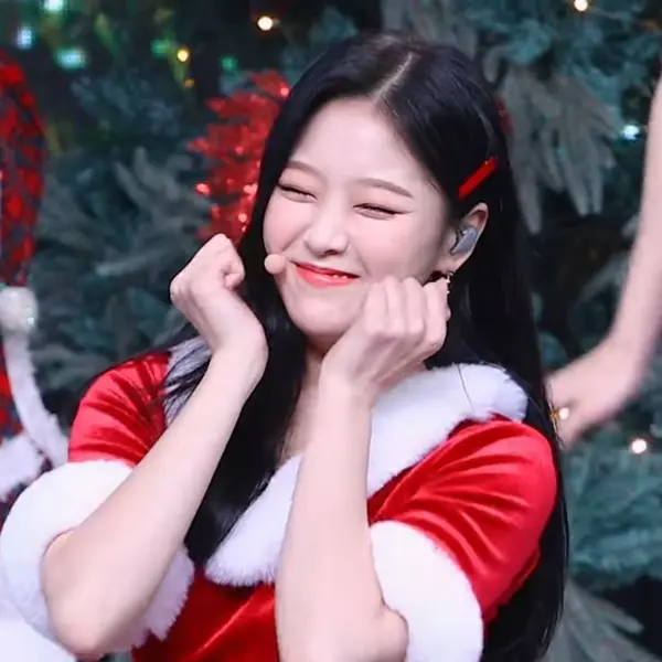 Hyunjin gallery image