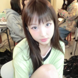 Nayeon gallery image