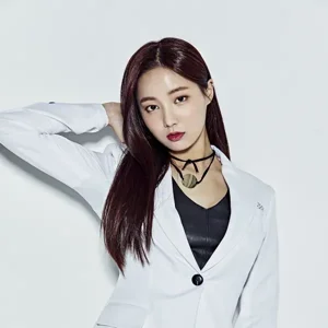 Yeonwoo gallery image