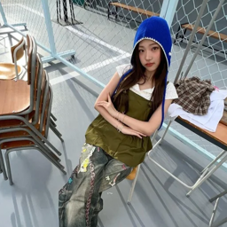 Stella gallery image