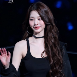 Wonyoung gallery image