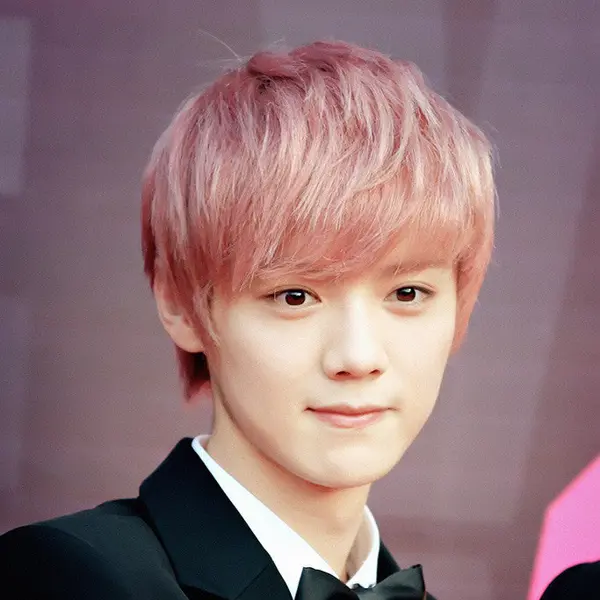 Luhan gallery image