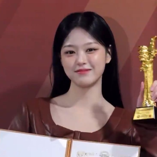 Hyunjin gallery image