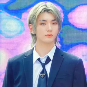 Hwon gallery image