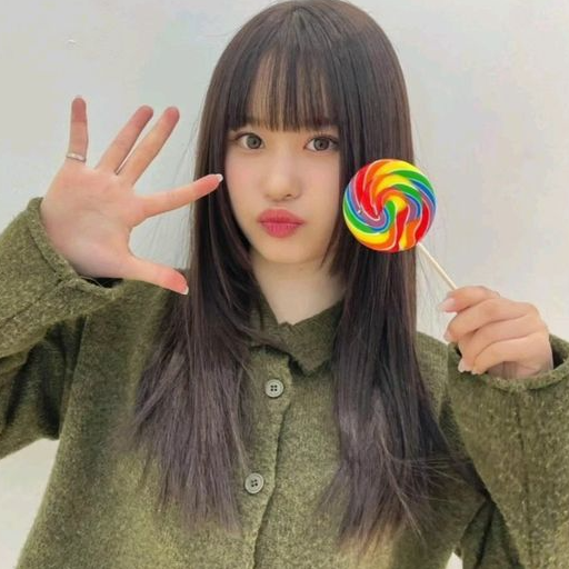 Yuina gallery image