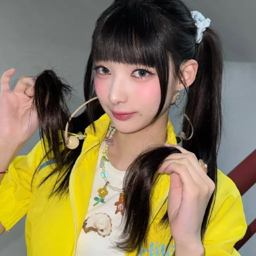 Hyerin gallery image