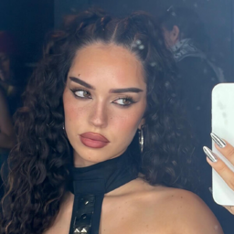 Daniela gallery image