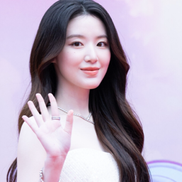 Shuhua gallery image