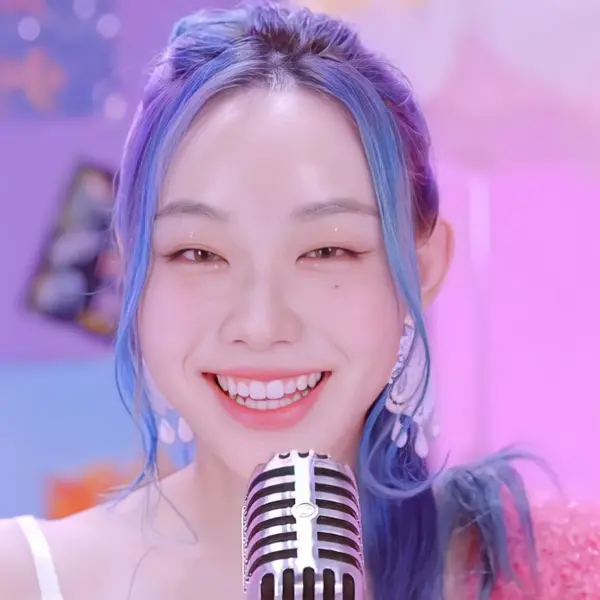 Suhyeon gallery image