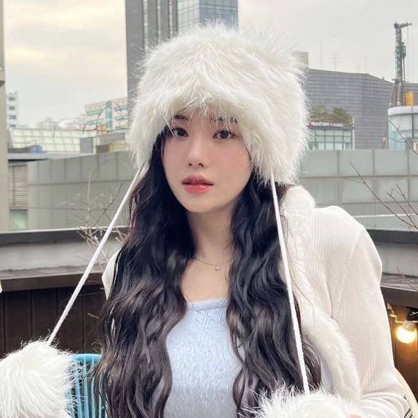 Eunbi gallery image