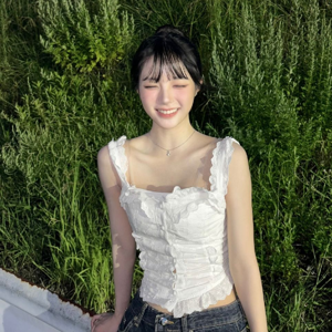 Kim ChaeWon gallery image