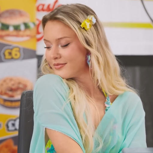 عکس گالری Zara Larsson