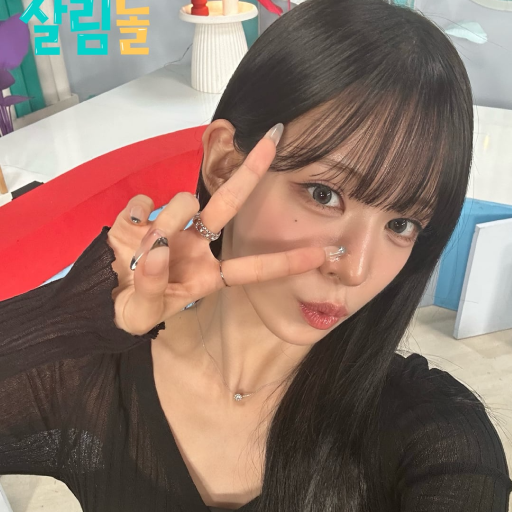 Chaeyoung 갤러리 이미지
