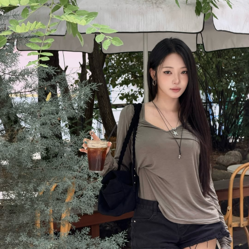 Jisun 갤러리 이미지