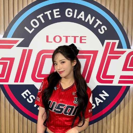 Jiwon gallery image