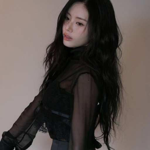Jiwon gallery image