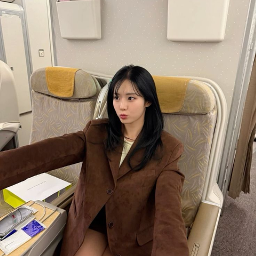 Jiwon gallery image