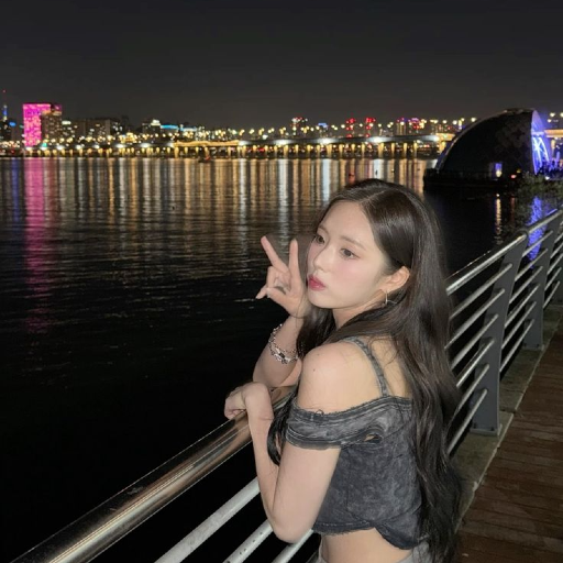 Jiwon gallery image