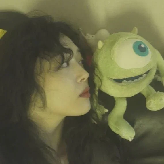 Sulli gallery image