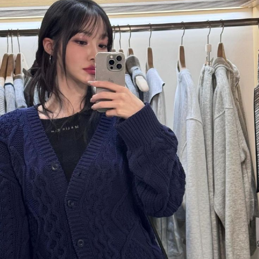 Imej galeri Yuju