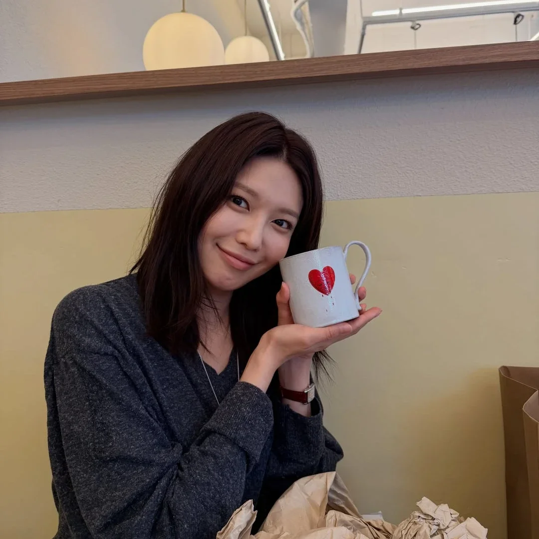 Sooyoung gallery image