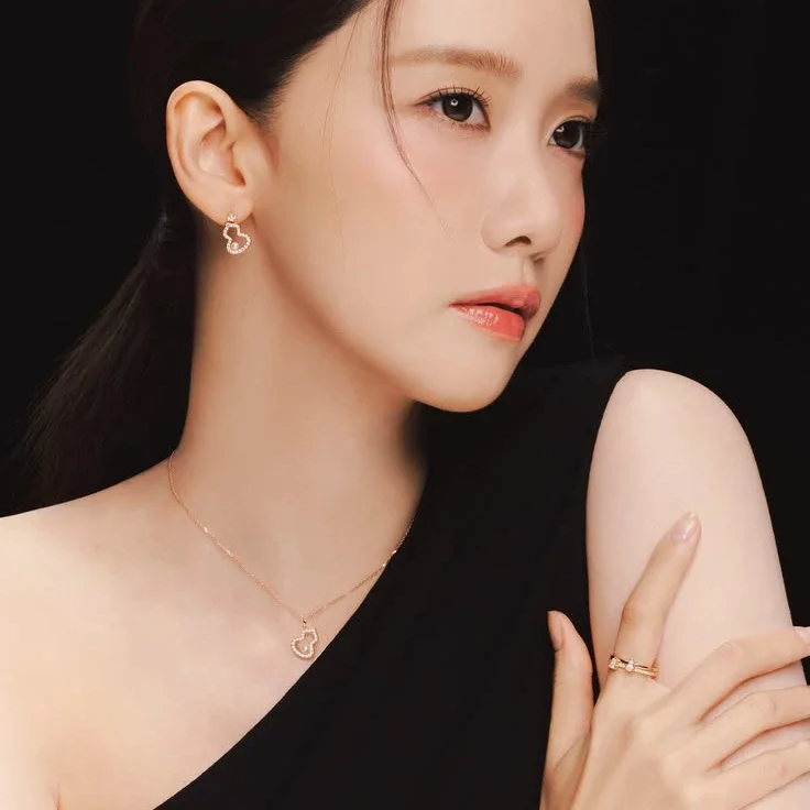 Yoona的图库图片