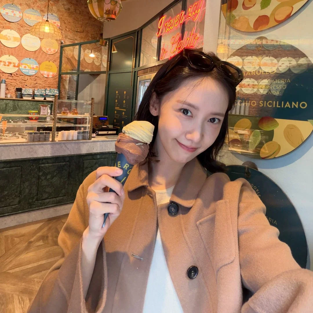 Yoona gallery image