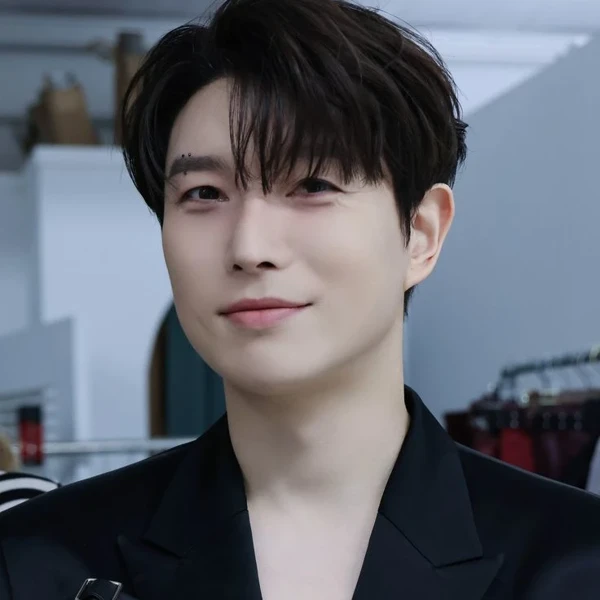 Doohoon gallery image