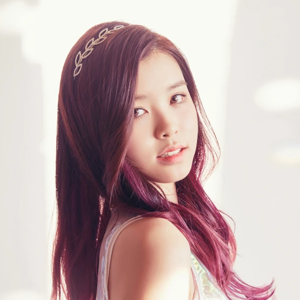Soyee from gugudan member profile photo