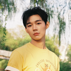 Kim EunSung photo