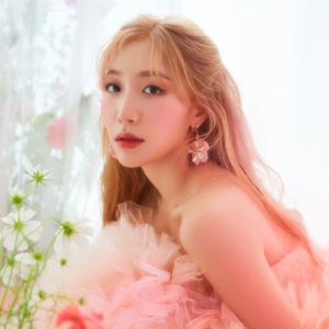 Soyeon gallery image