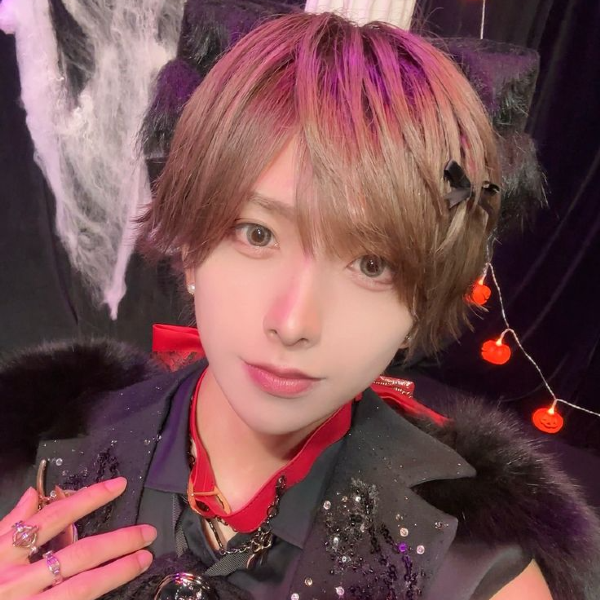 Sakura gallery image