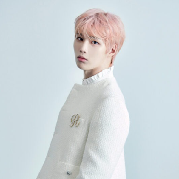 Minjun gallery image