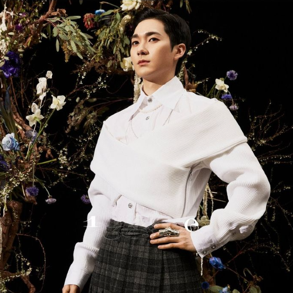 Aron gallery image
