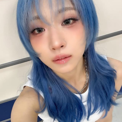 Jisoo gallery image