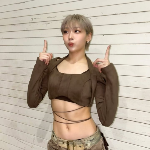 Jisoo gallery image
