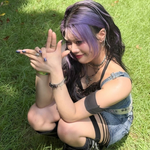 Naoko gallery image