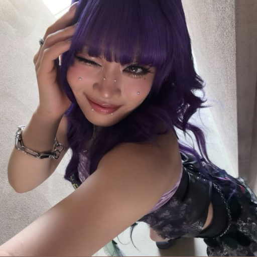 Naoko gallery image