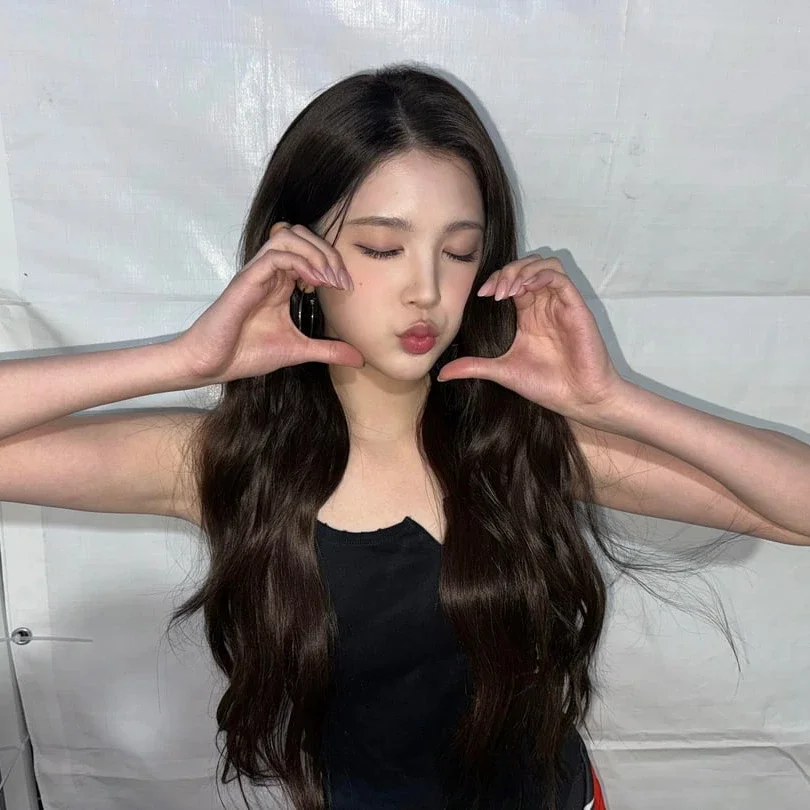 A-na gallery image