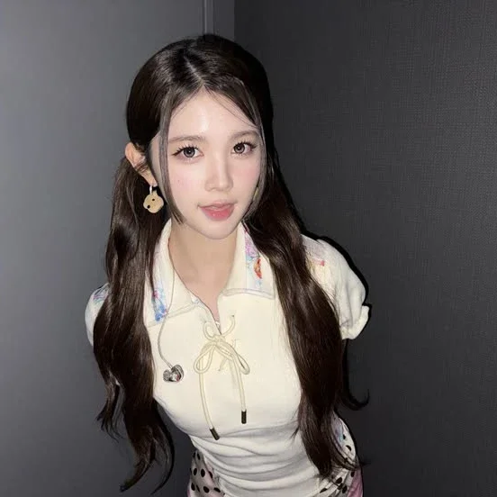 A-na gallery image