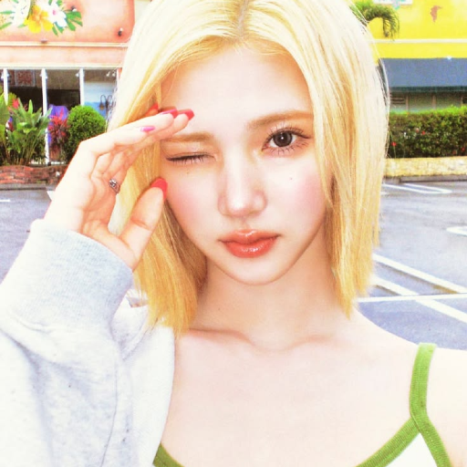 Jiwoo gallery image