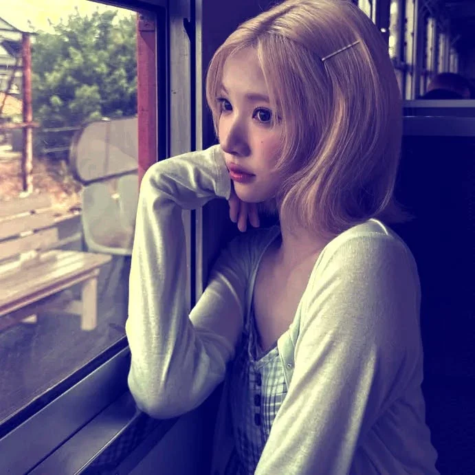 Jiwoo galeri görseli