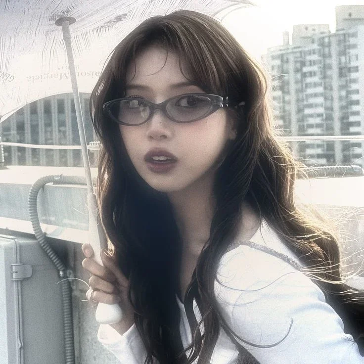 Jiwoo galeri görseli