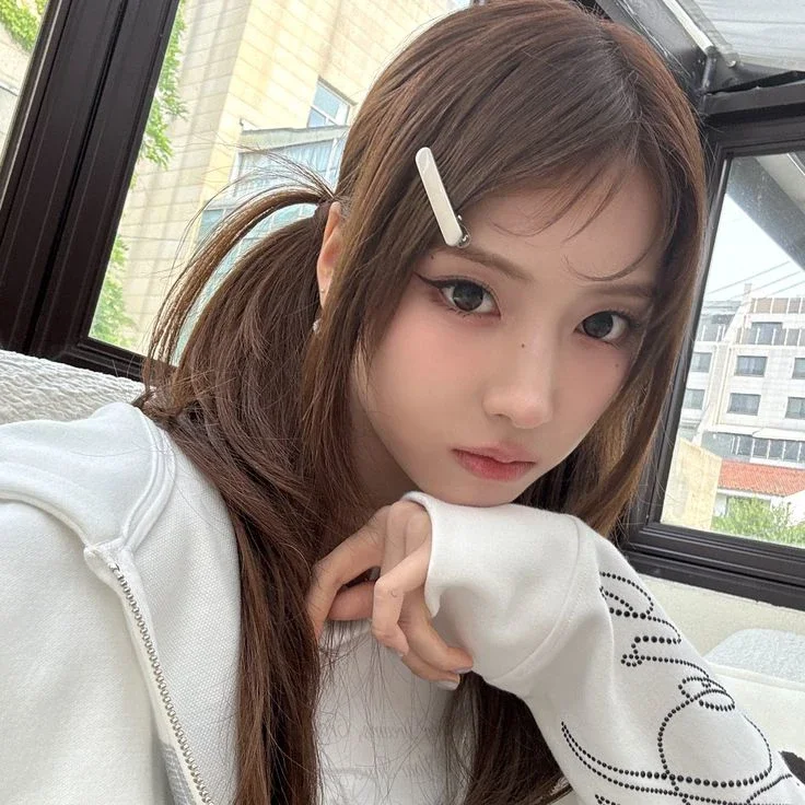 Jiwoo galeri görseli