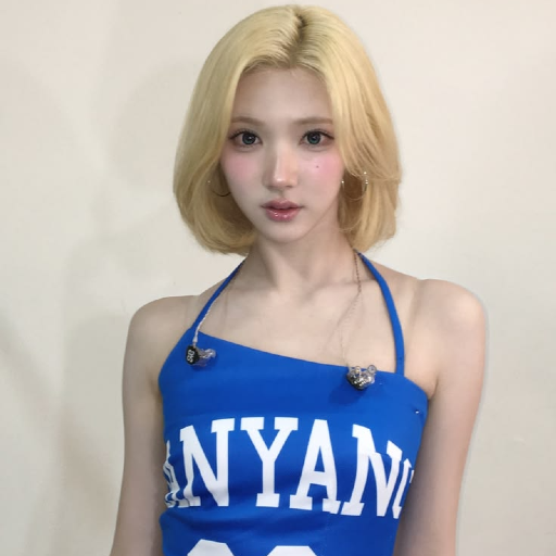 Jiwoo gallery image