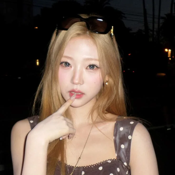 Stella 갤러리 이미지