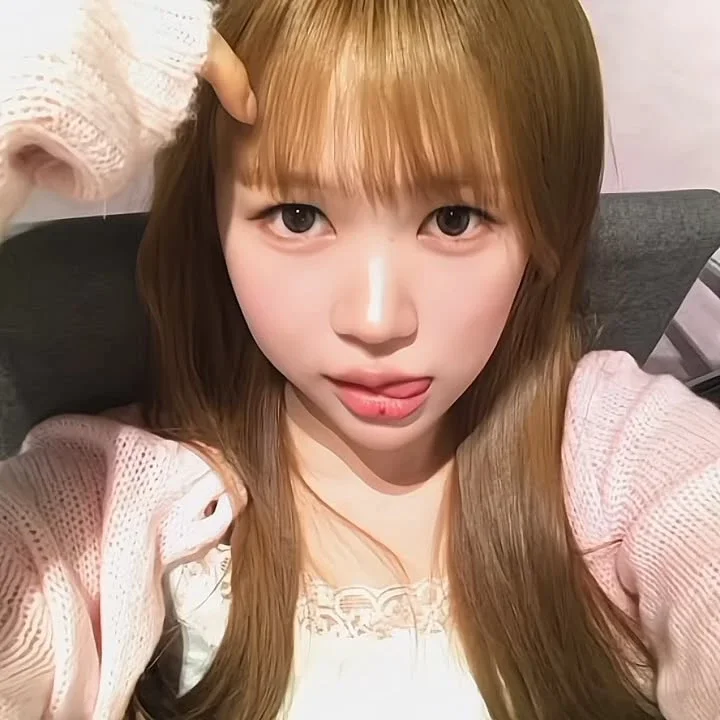 Ye-on gallery image