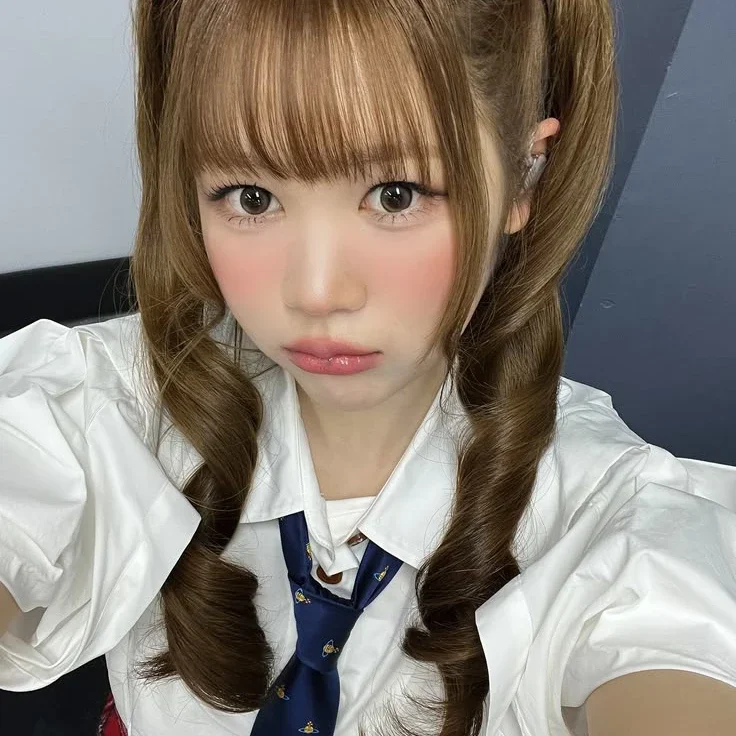 Ye-on gallery image